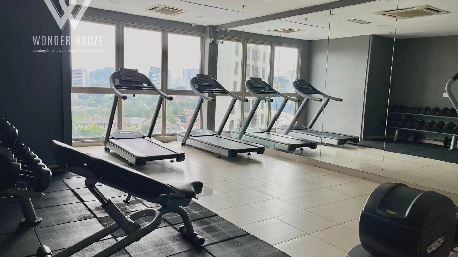 شقة 4Br Stylish Retreat At Myhabitat Near Mrt Station & Klcc كوالالمبور