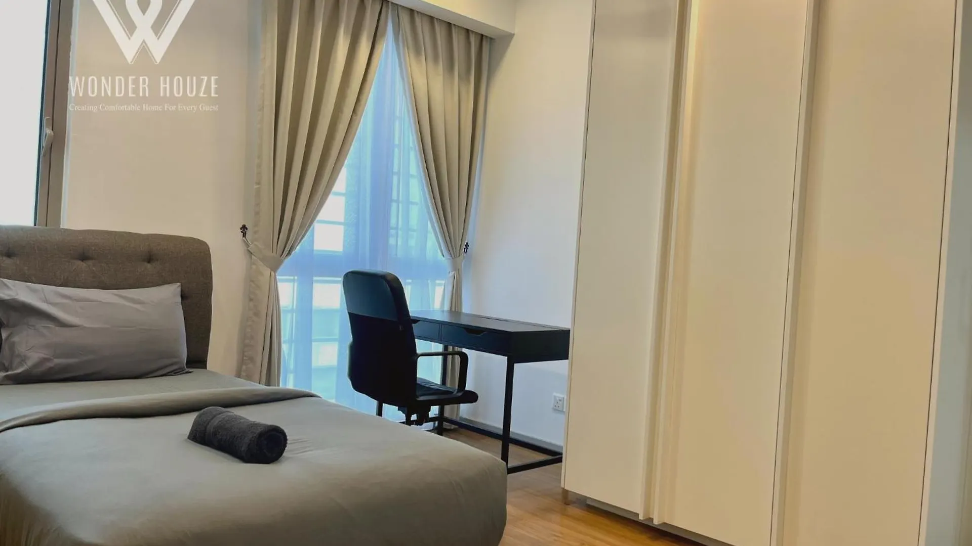 شقة 4Br Stylish Retreat At Myhabitat Near Mrt Station & Klcc كوالالمبور