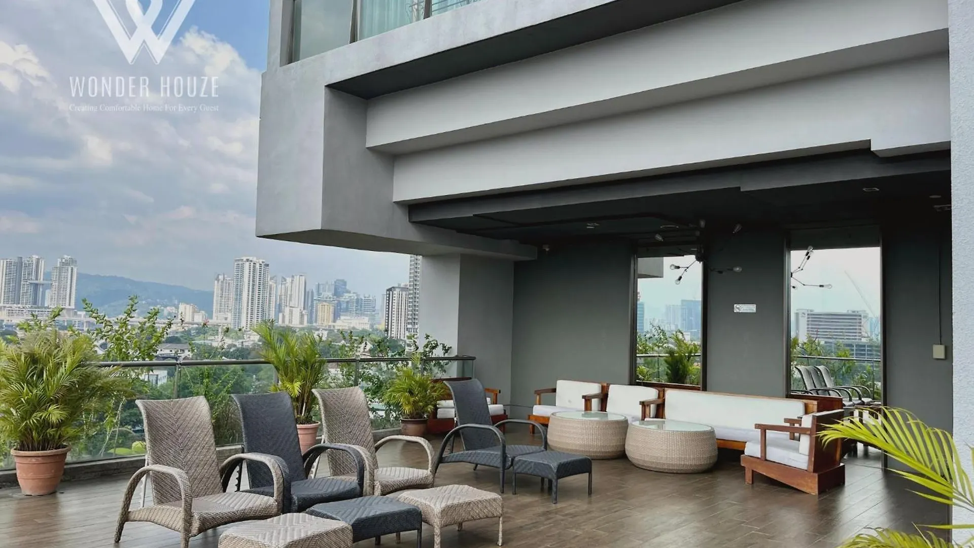 شقة 4Br Stylish Retreat At Myhabitat Near Mrt Station & Klcc كوالالمبور