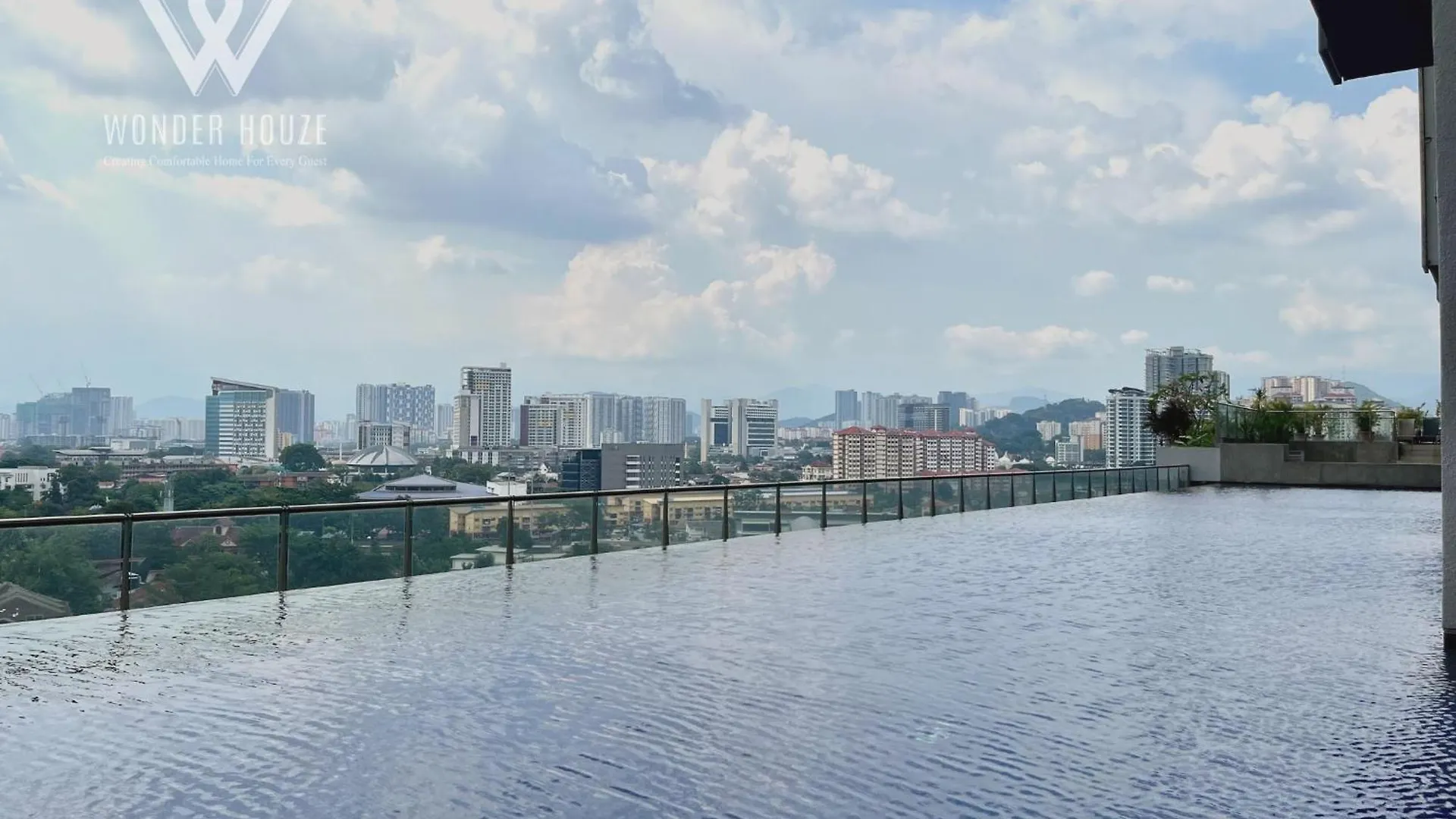 Appartamento 4Br Stylish Retreat At Myhabitat Near Mrt Station & Klcc Kuala Lumpur