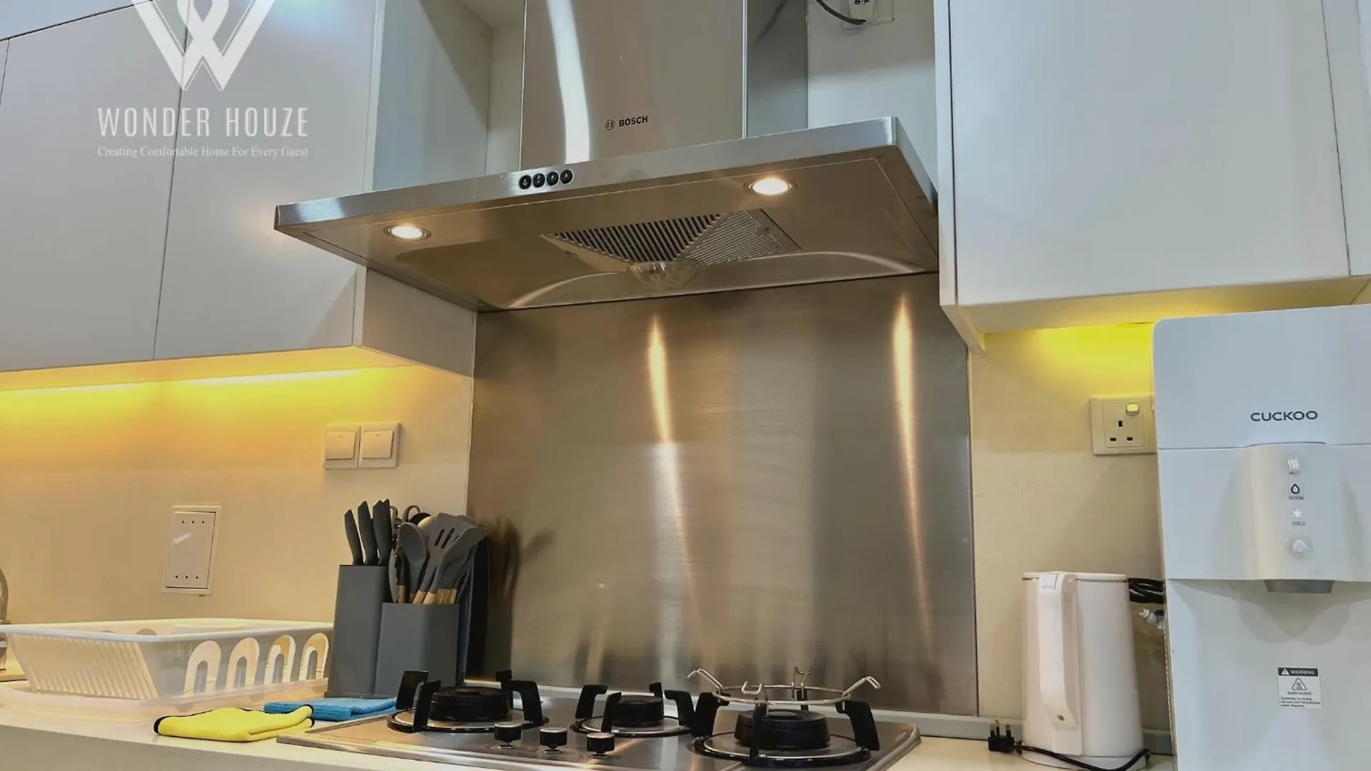 Appartamento 4Br Stylish Retreat At Myhabitat Near Mrt Station & Klcc Kuala Lumpur