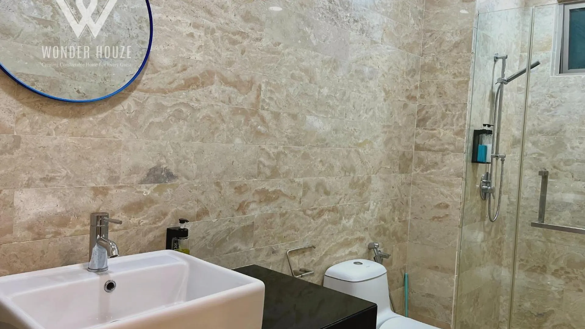 Appartamento 4Br Stylish Retreat At Myhabitat Near Mrt Station & Klcc Kuala Lumpur
